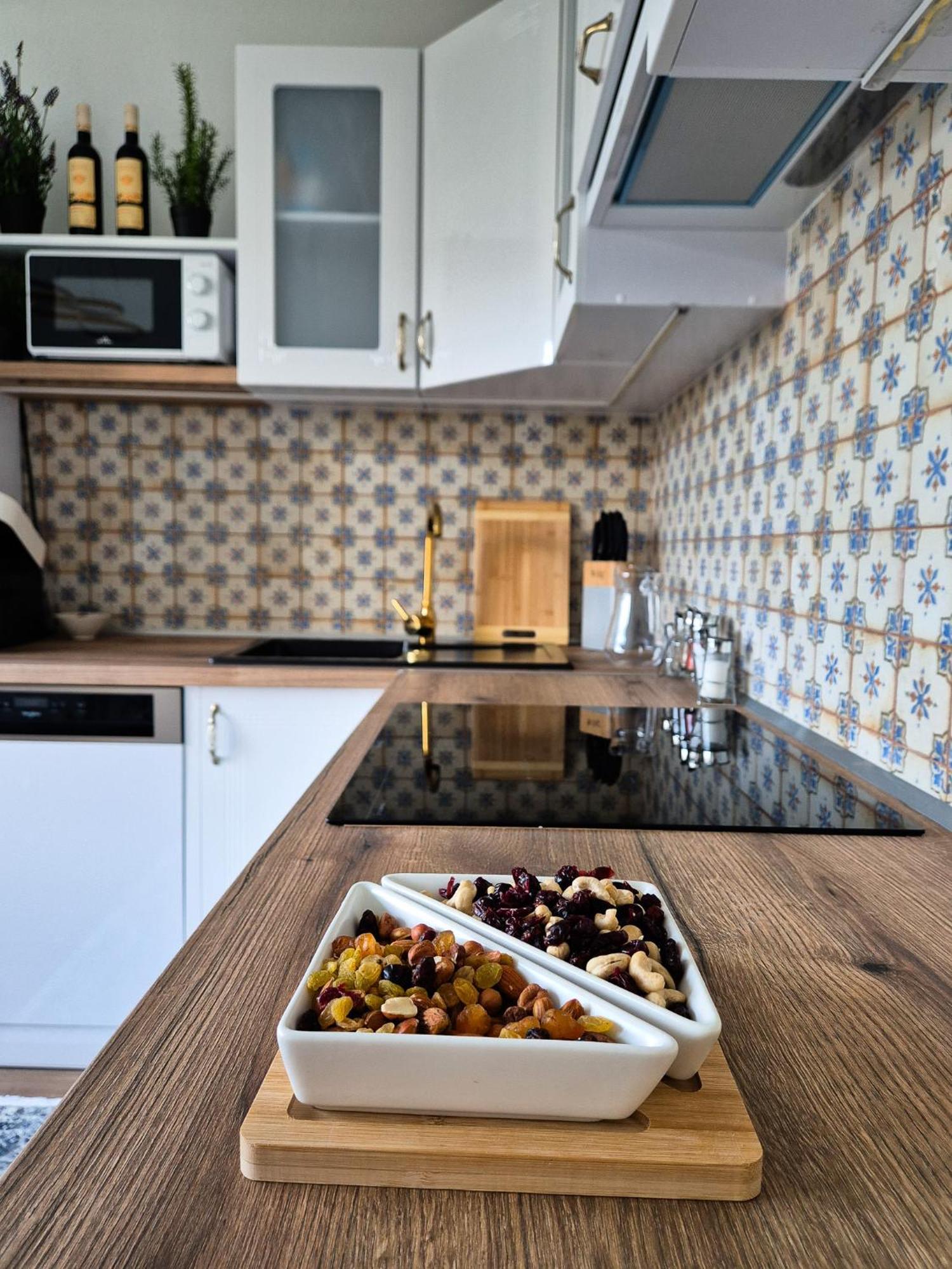 Apartman Lesa 布雷兹诺 外观 照片