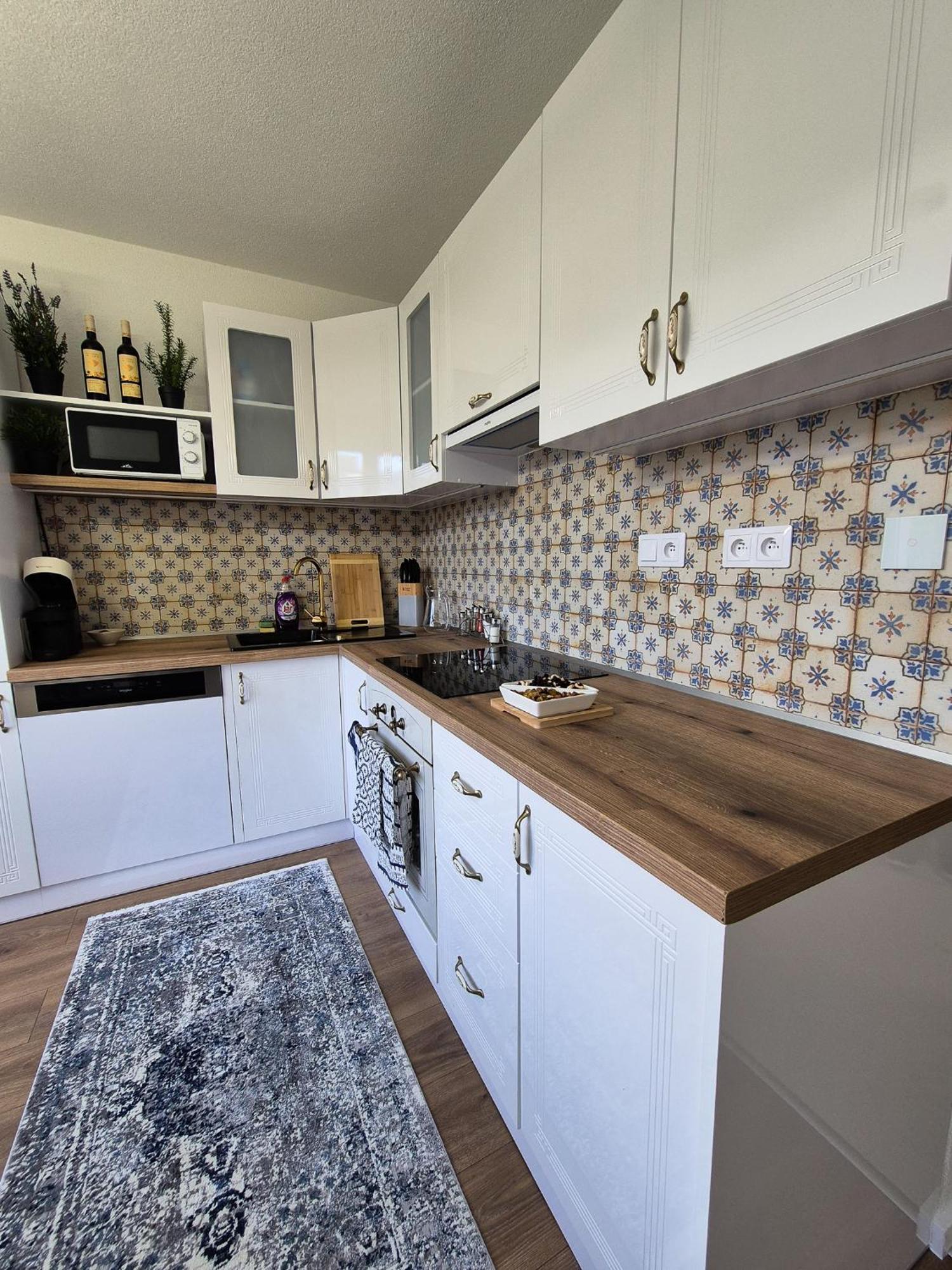 Apartman Lesa 布雷兹诺 外观 照片